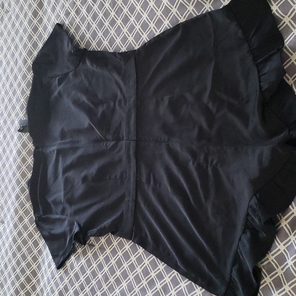 BEBE BLACK ROMPER - Picture 6 of 6